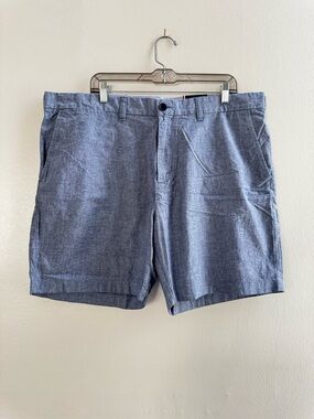 Tommy Hilfiger 40” Chambray Blue Shorts Men’s NWT 7” inseam